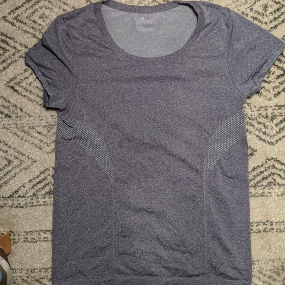 Gap large tee